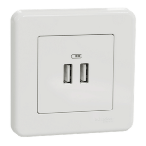 leona-usb-charger-aa-complete-product-white